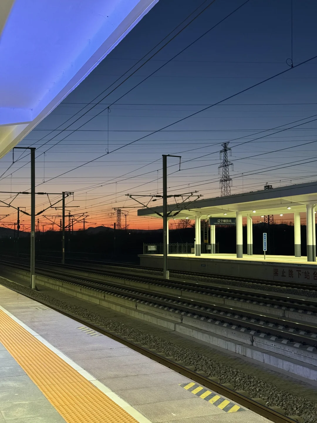 被辽宁惊到了！东北藏着个小敦煌-朝阳