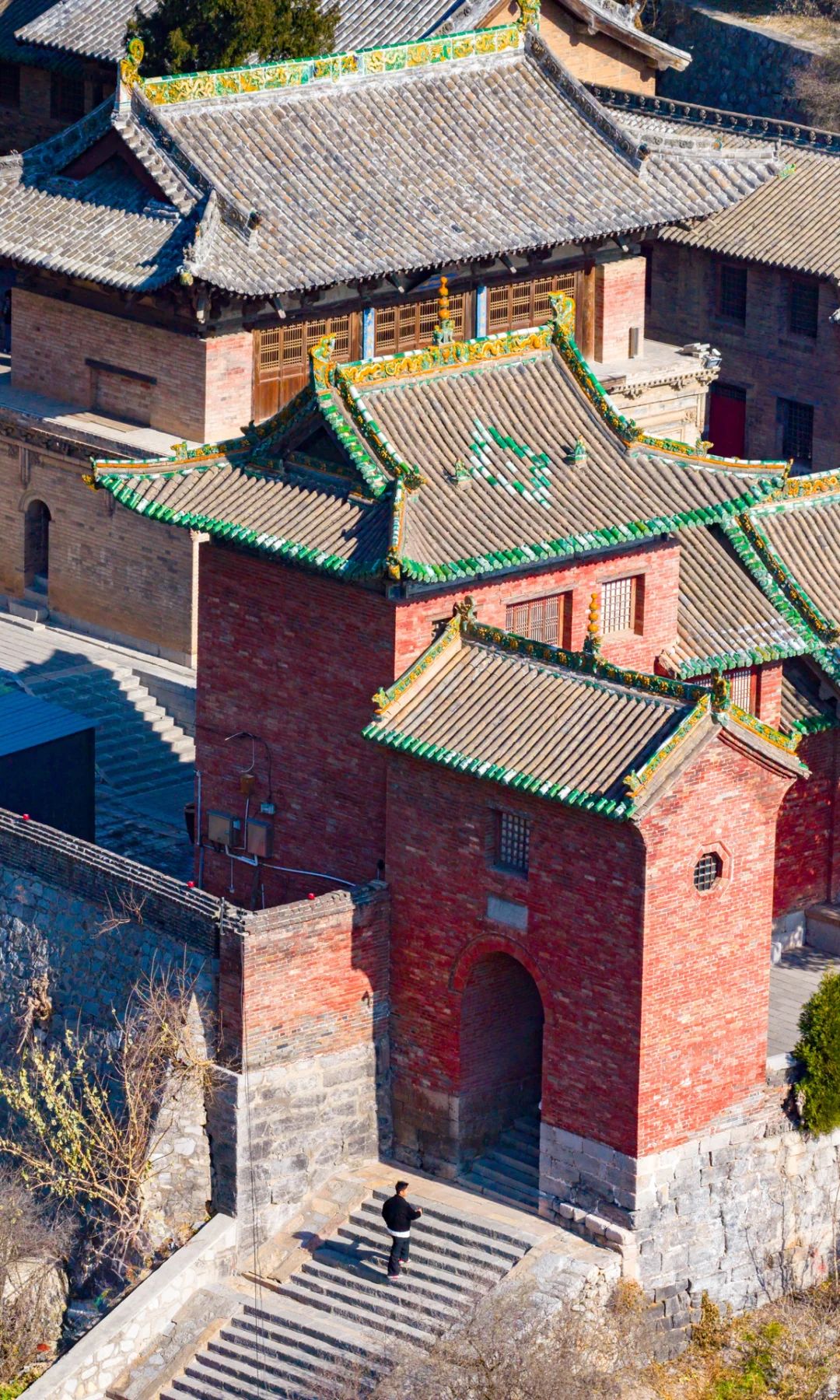 迄今为止，我最喜欢的秋冬旅行小城出现了