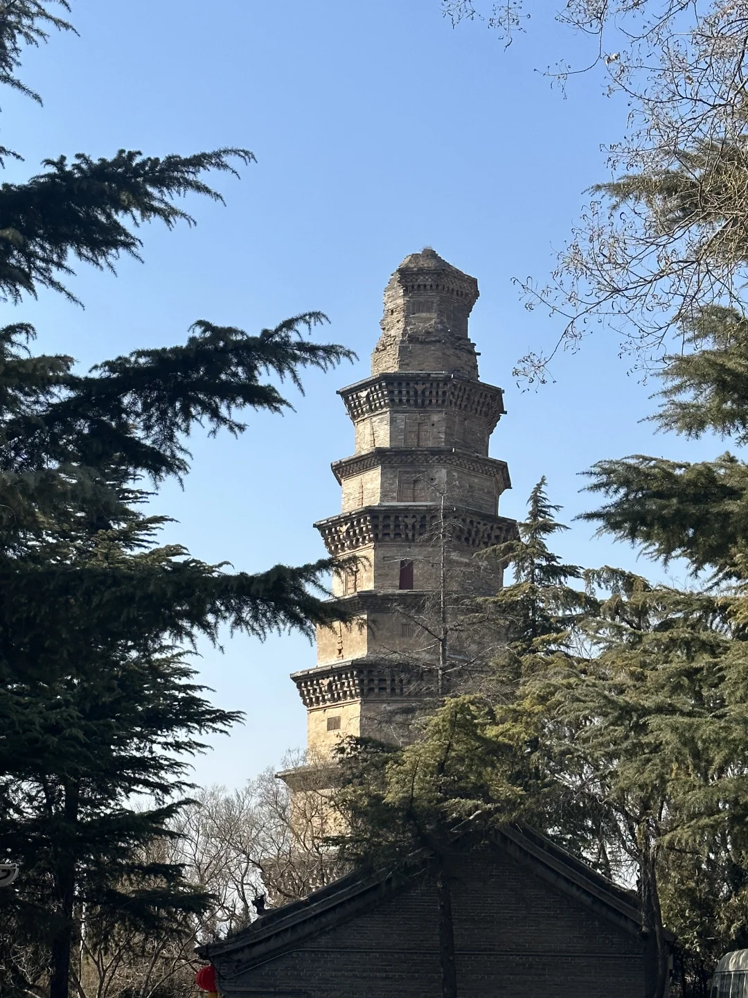 响堂山北窟随影