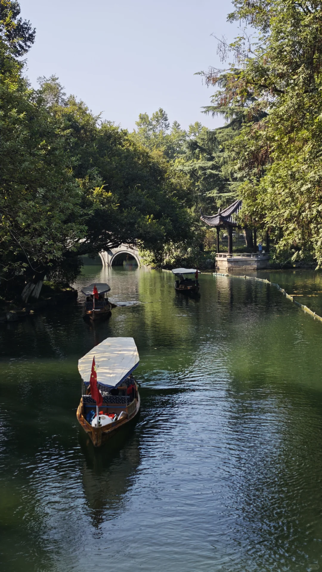 到底是谁把西湖评的5A景区！！！