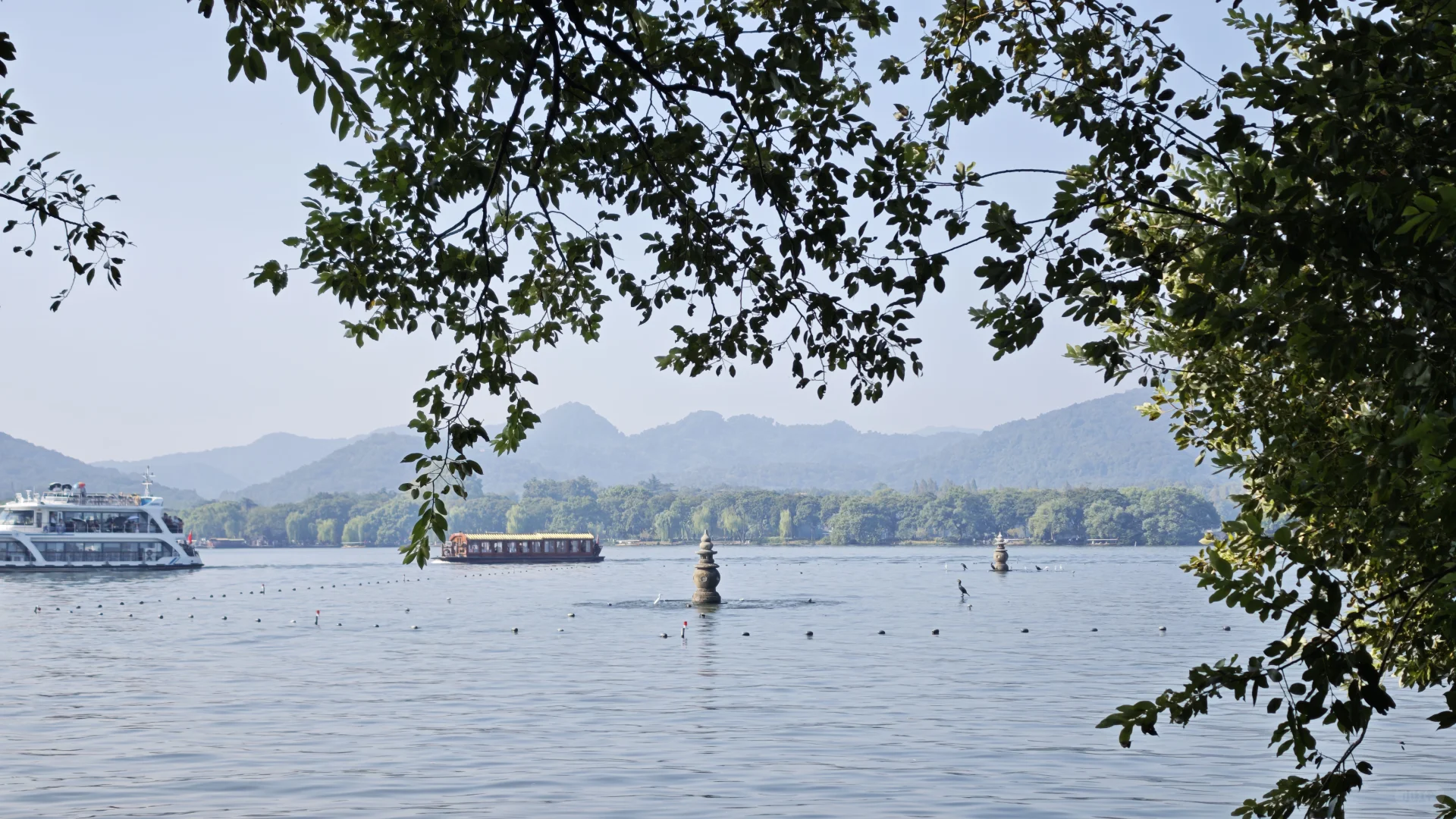 到底是谁把西湖评的5A景区！！！