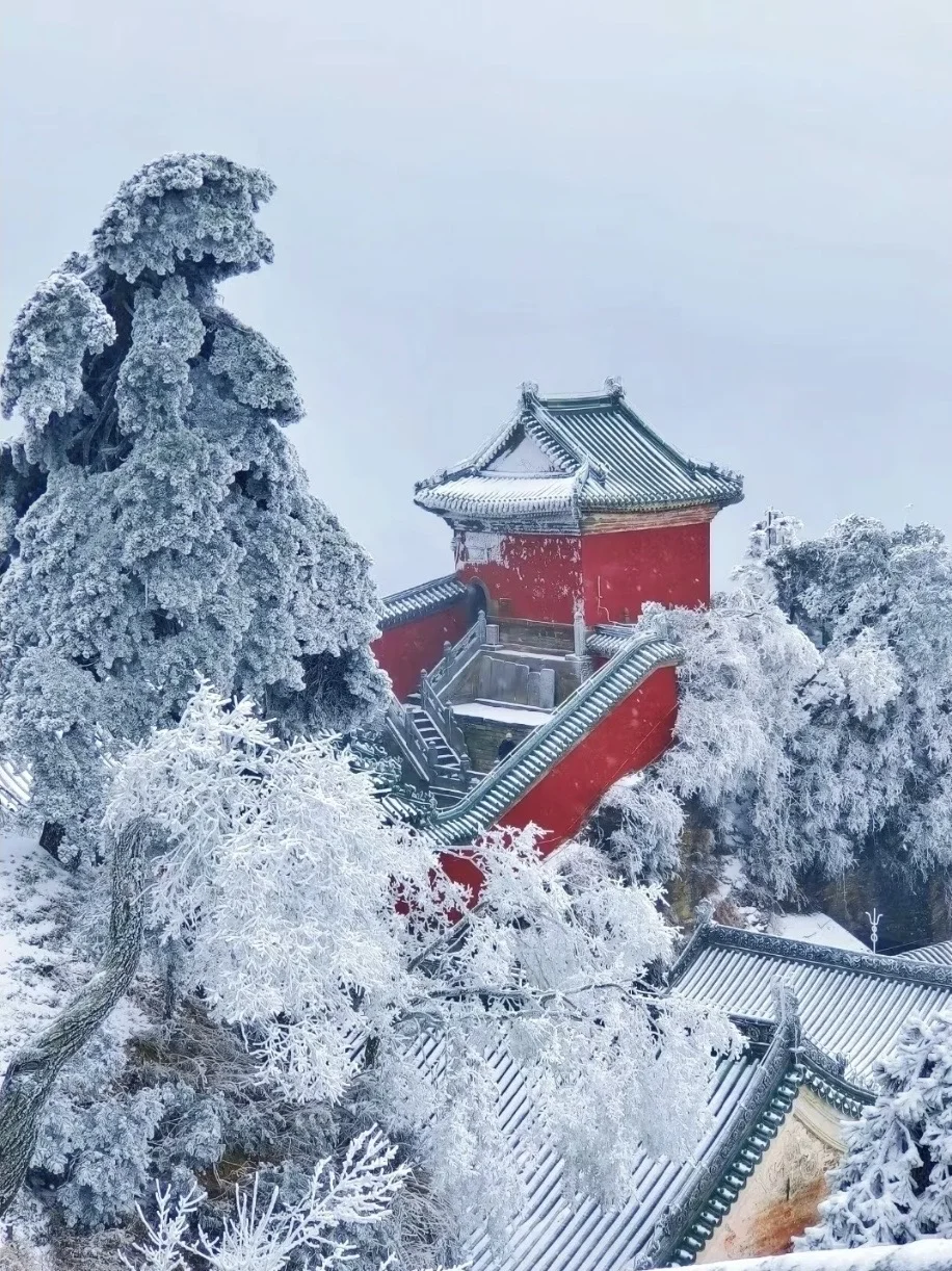 这个冬天总要来一次武当山吧!