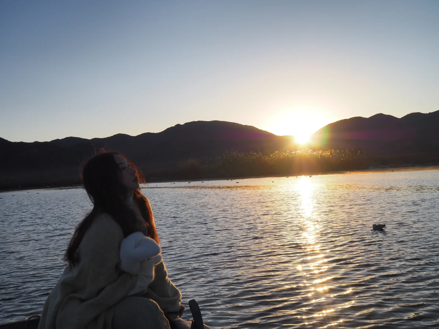 泸沽湖｜看晨雾🌁我拍了湖光映水色