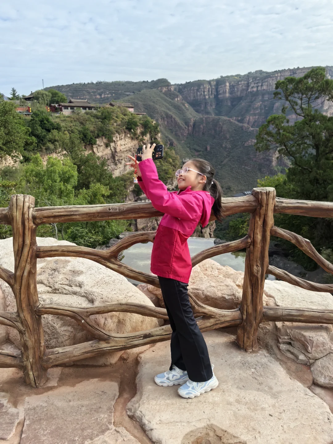 国庆自驾游：苍岩山风景区楼桥殿90分