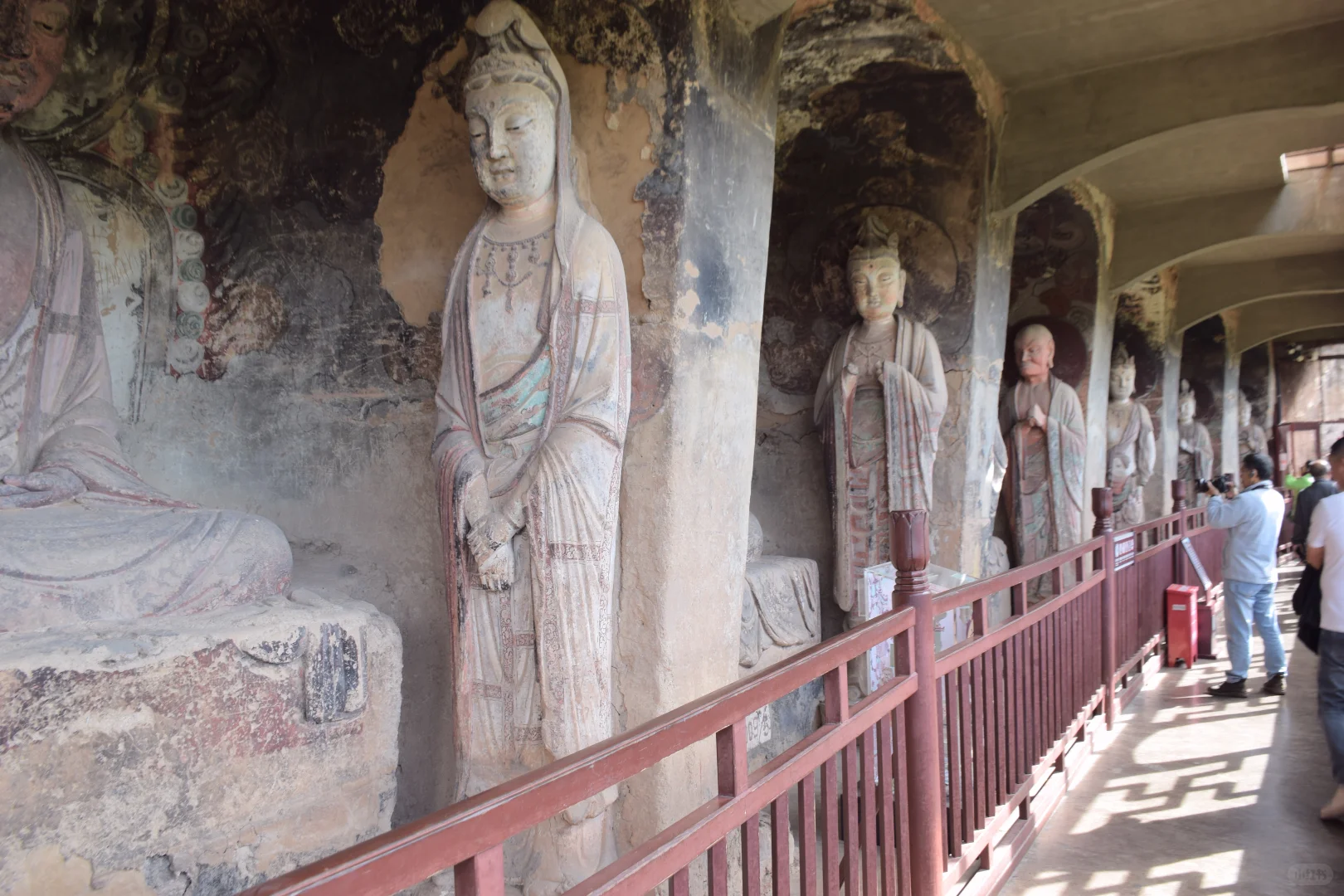 【1—0038】麦积山石窟