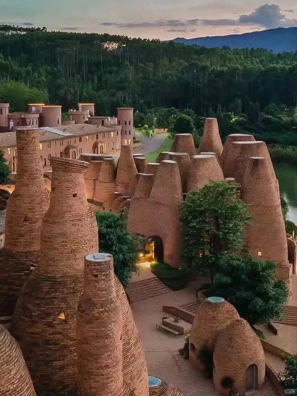 寒一定要冲21°C的弥勒!反向旅游天花板😭