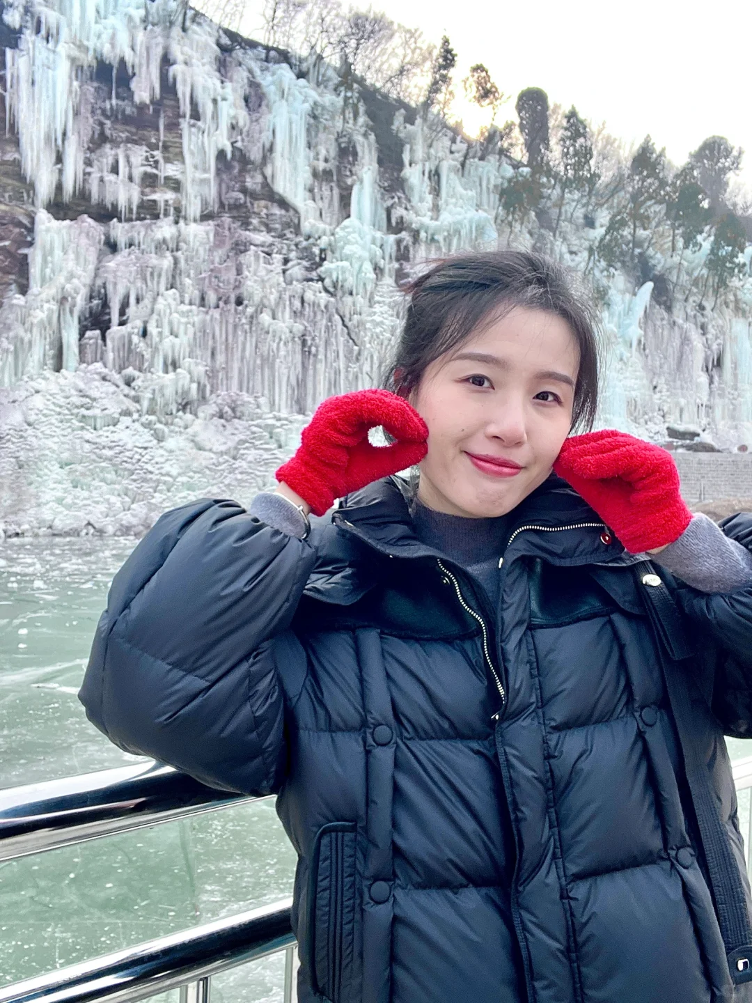 不是冰岛，是济南莱芜红崖村冰瀑布💙🩵🤍❄️