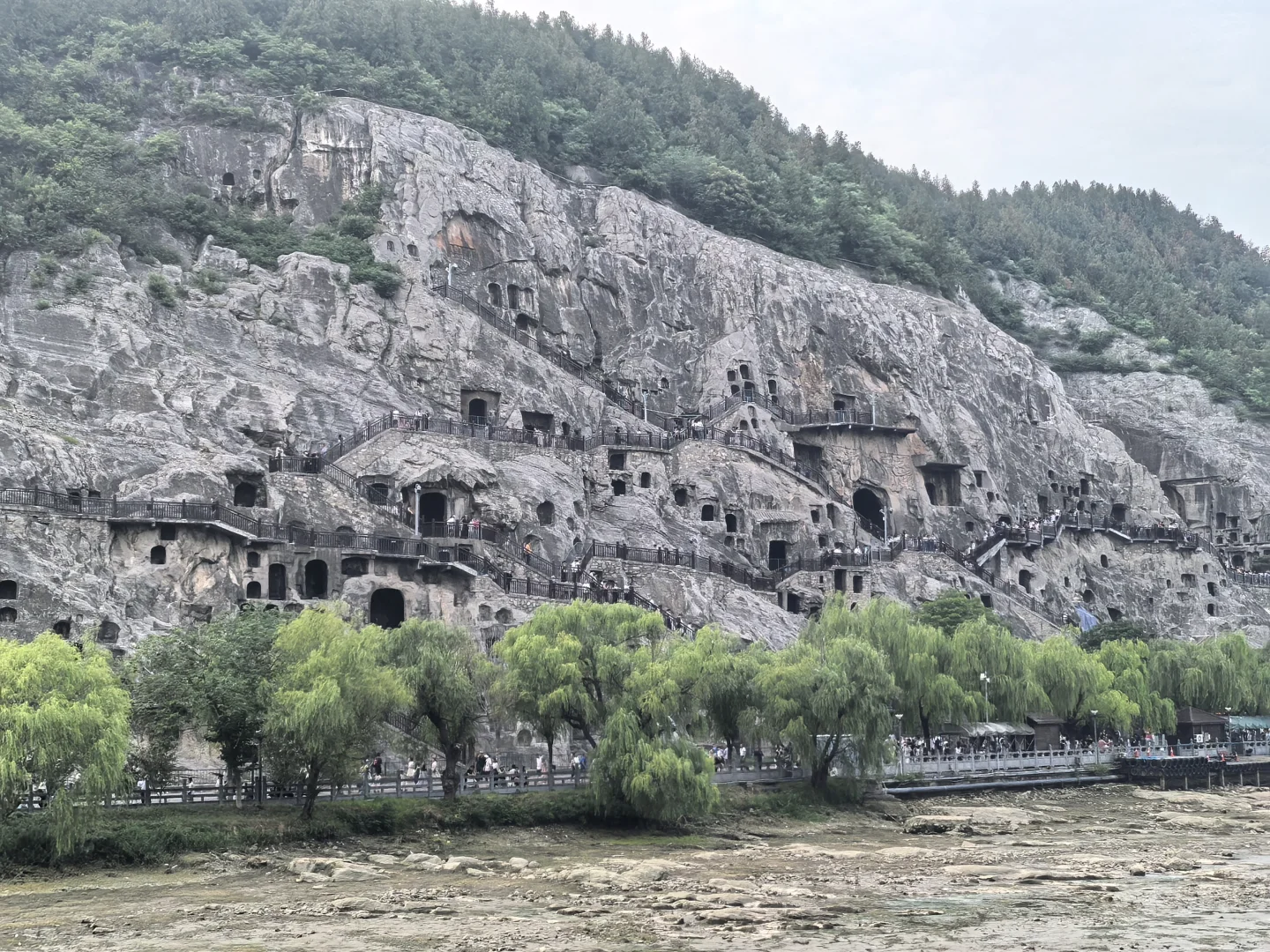 📍洛阳龙门石窟 | 千年佛国的有趣之旅✨