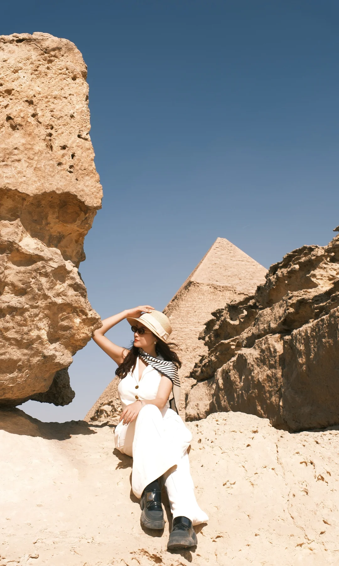 来埃及金字塔必出片