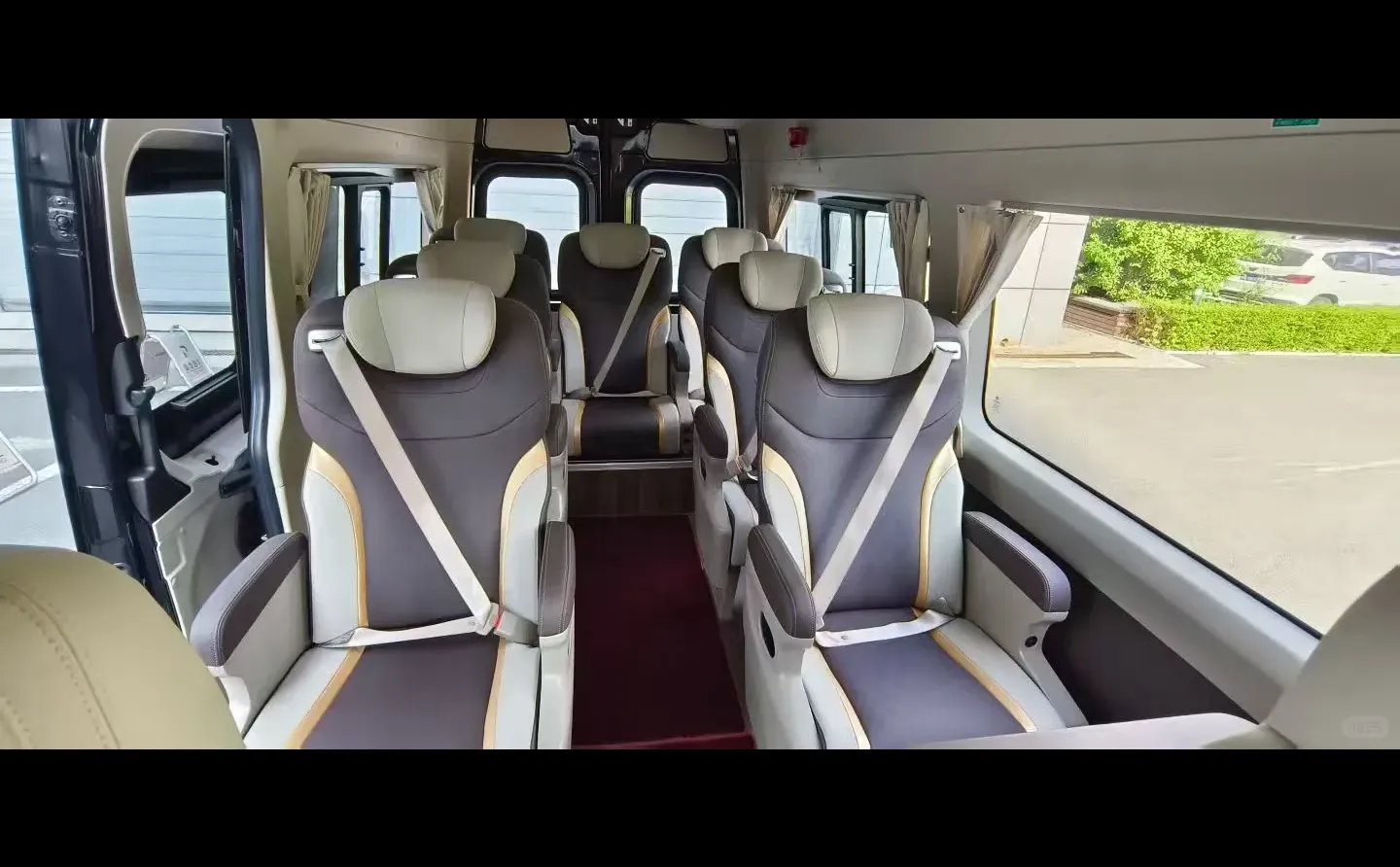 哈尔滨九座商务旅游包车