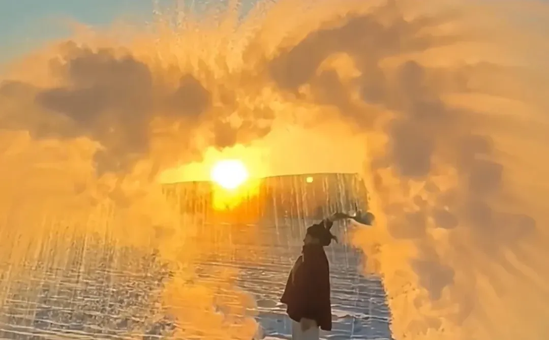 实话难听😅但这就是漠河极光真实现状...