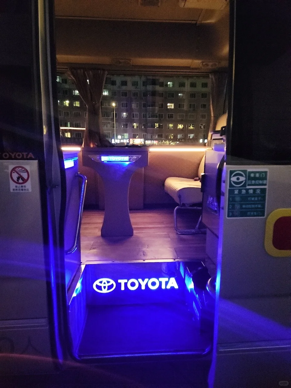 哈尔滨中巴旅游包车