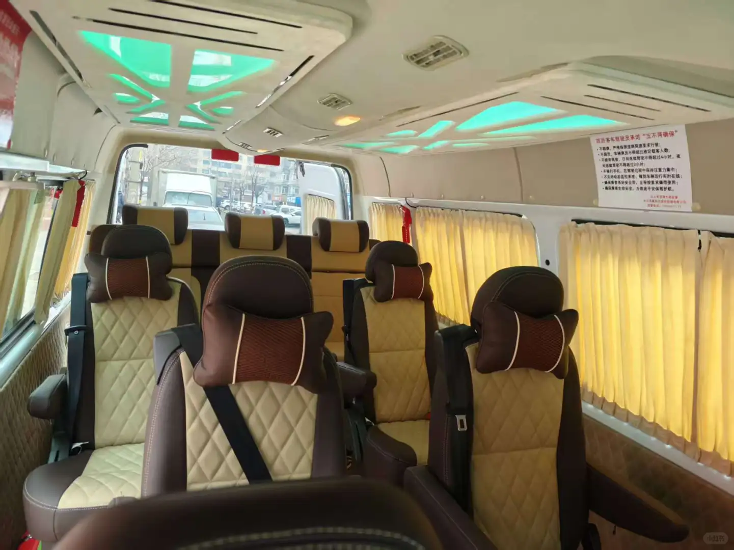 哈尔滨中巴旅游包车