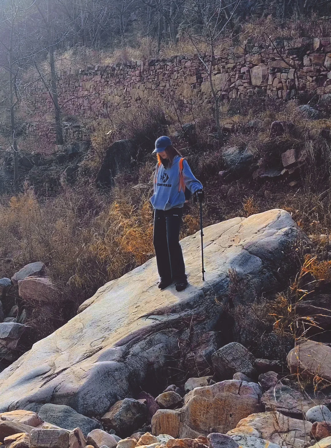 纯野无暇崴脚自负