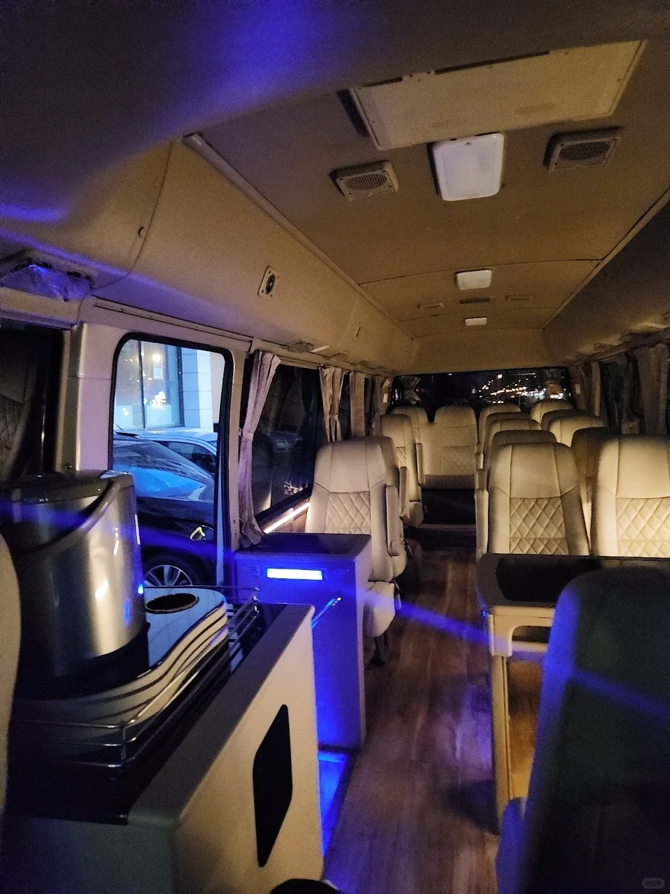 哈尔滨中巴旅游包车