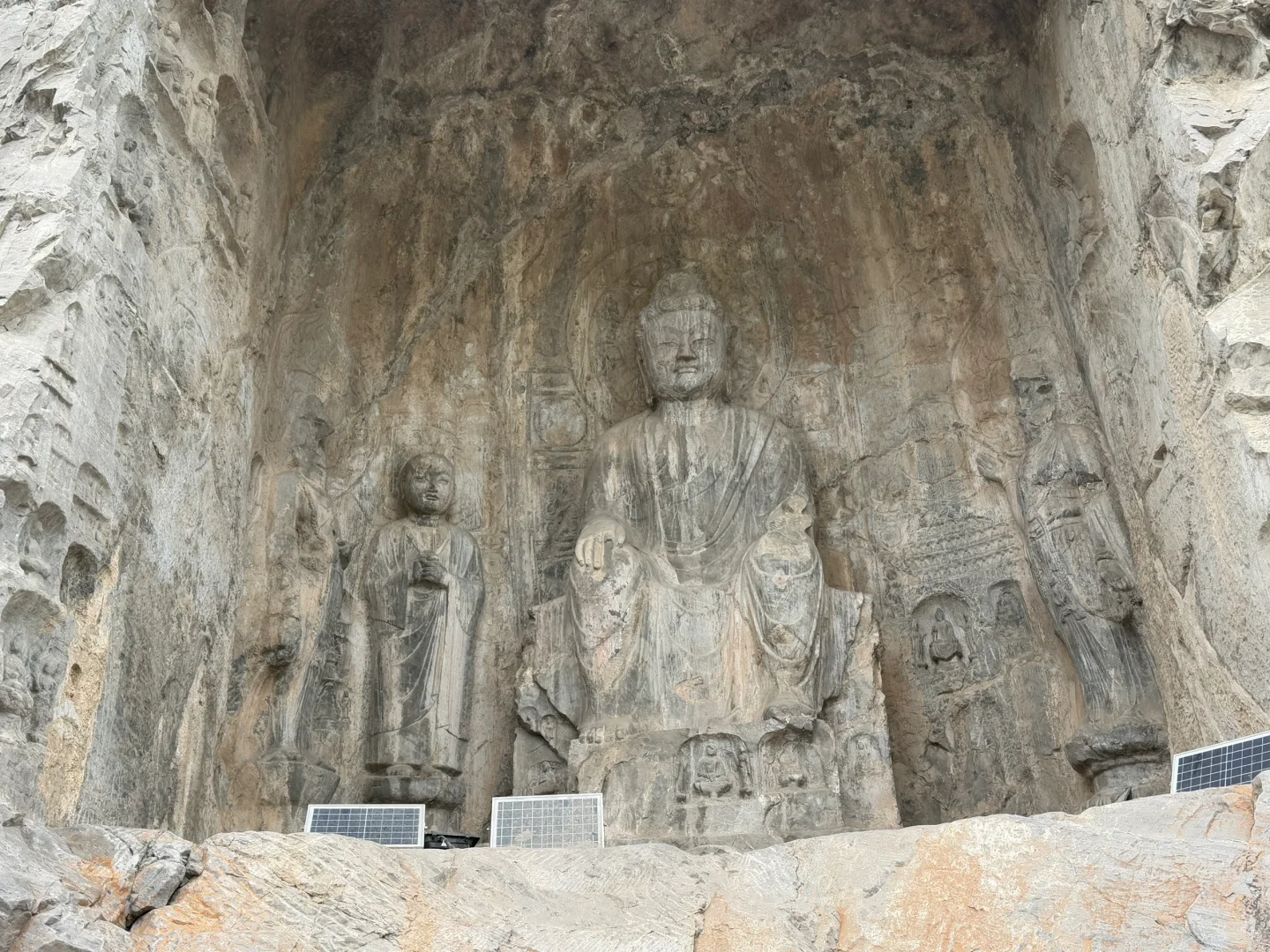 龙门石窟 一窟一世界