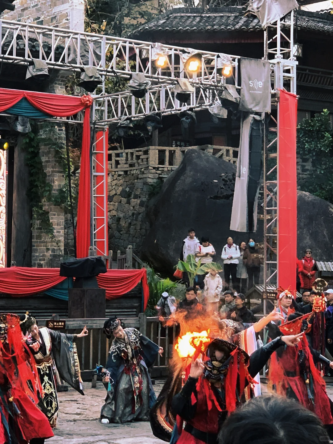 莫非这就是苏轼笔下的天上宫阙🥹