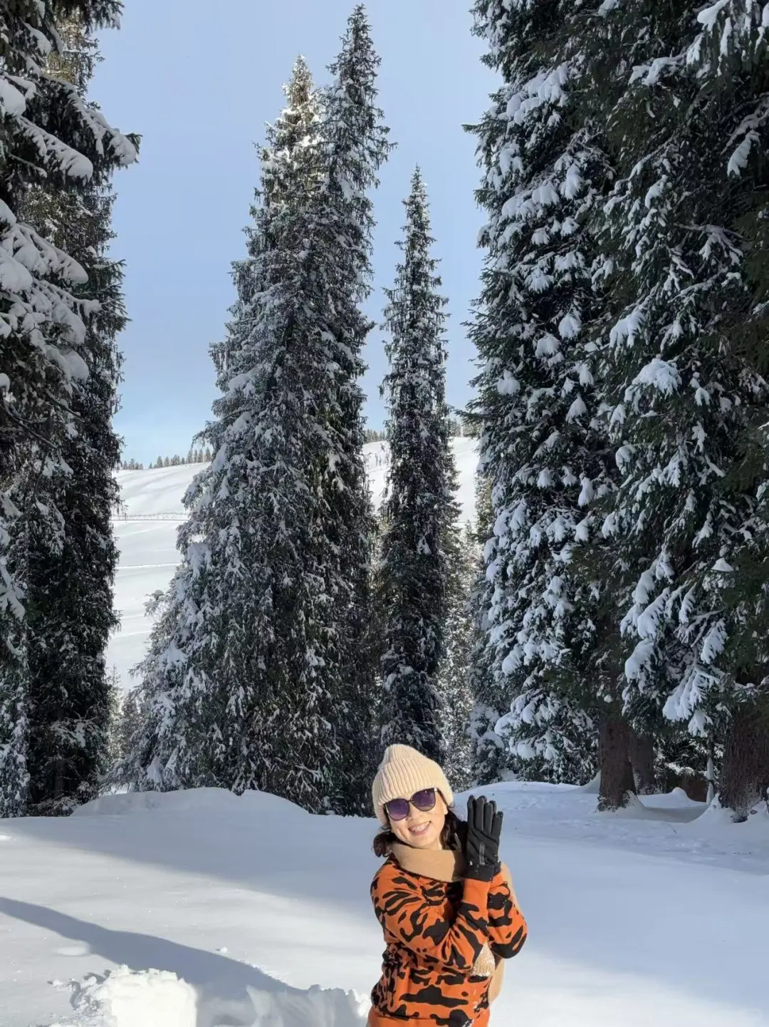 57岁背包游/在新疆玩雪玩过瘾了