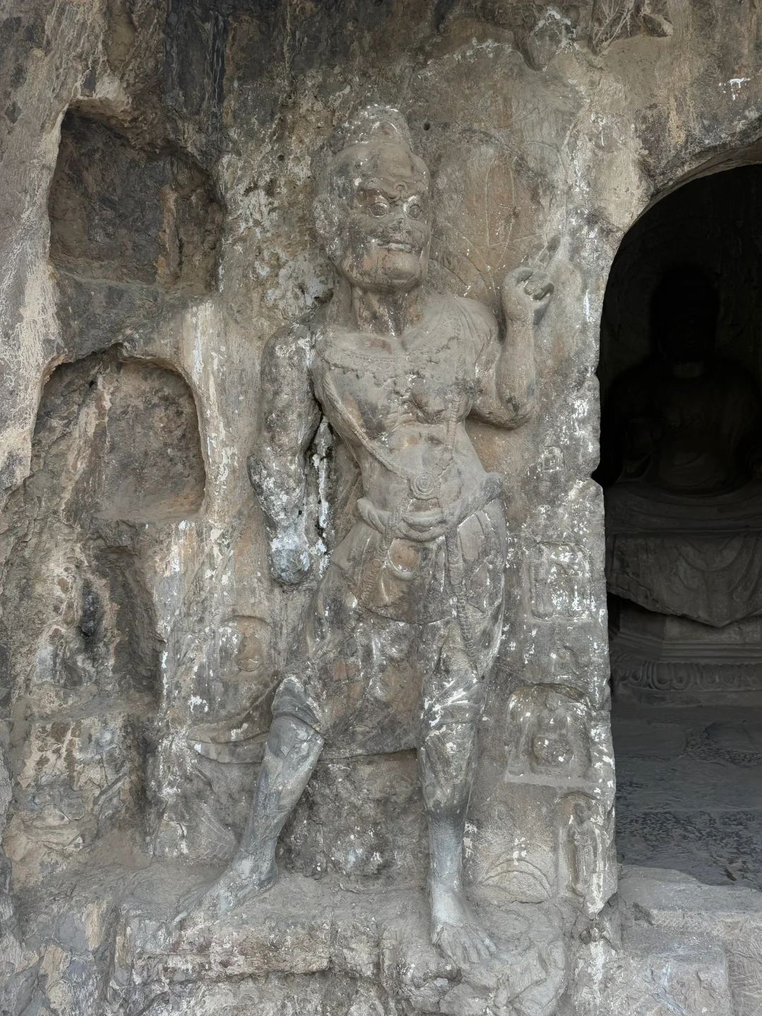 龙门石窟 一窟一世界