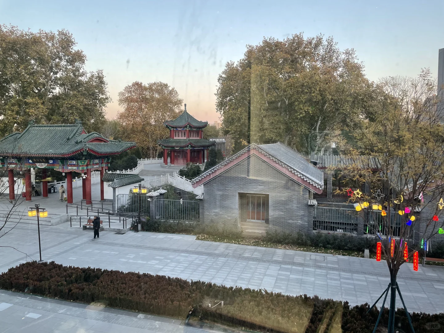 邯郸三面都是景点的咖啡店！怎么拍都有面