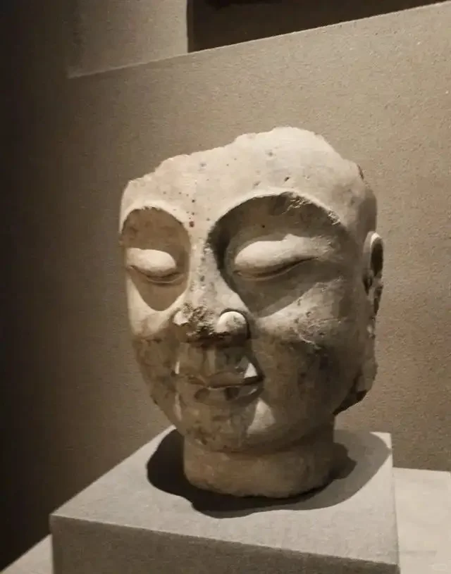 被低估的中国国宝!响堂山石窟的痛与美😭