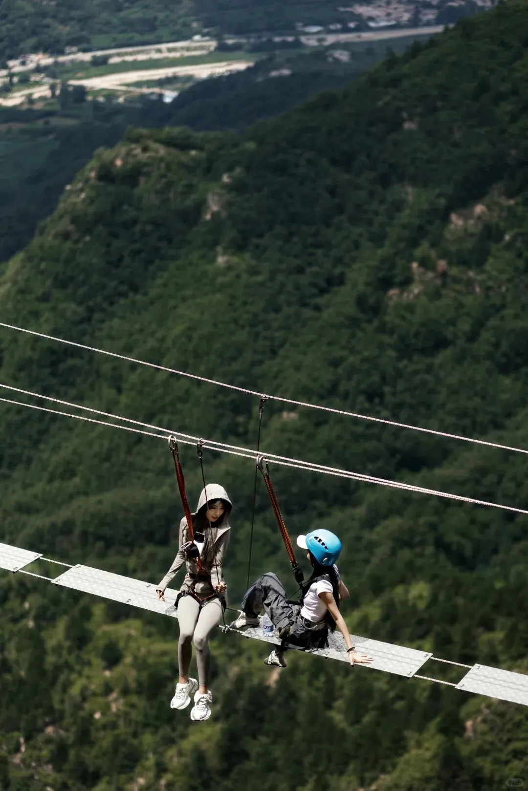 美女云集拍出大片的东太行⛰️你敢来吗?!