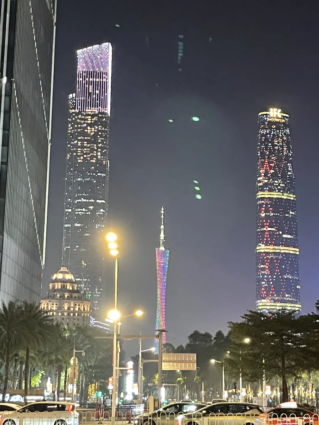 这里真的太适合过节了🌃