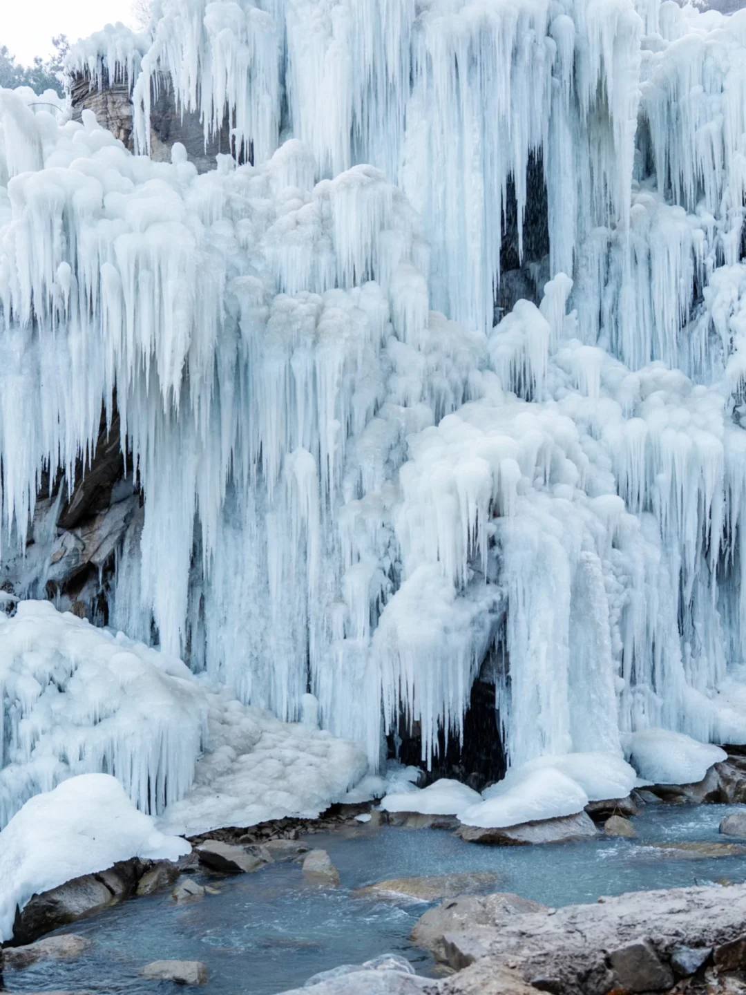 我宣布❗这是属于京津冀人的超大冰瀑❗附地址