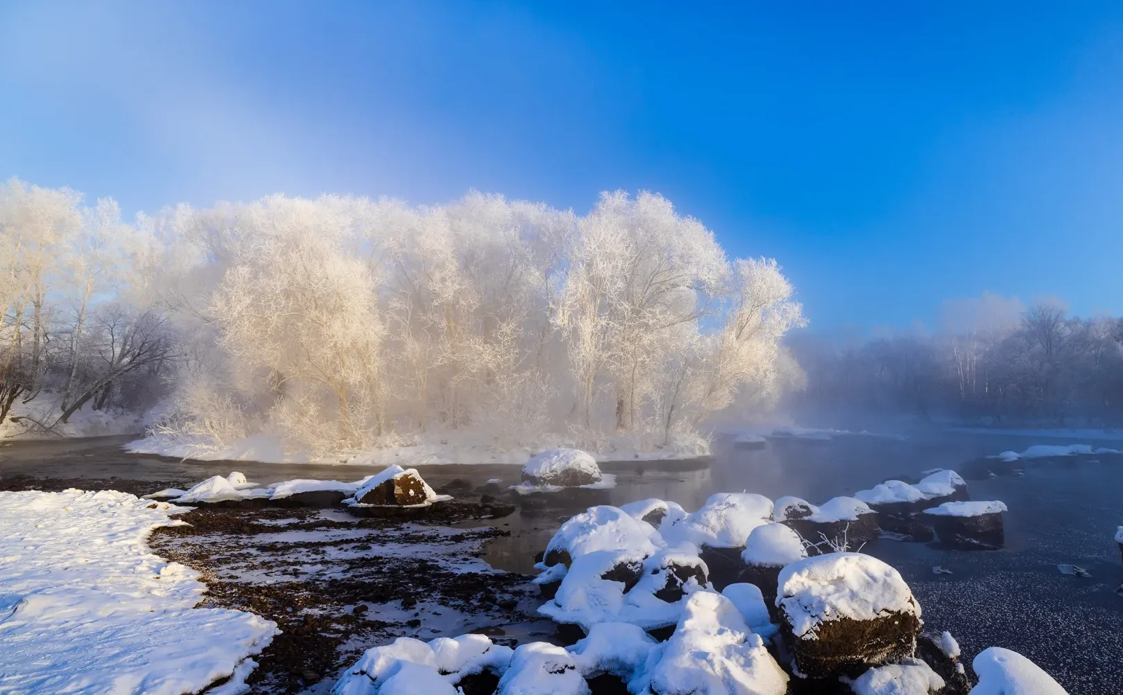 零下30℃的冰雪雾凇童话世界