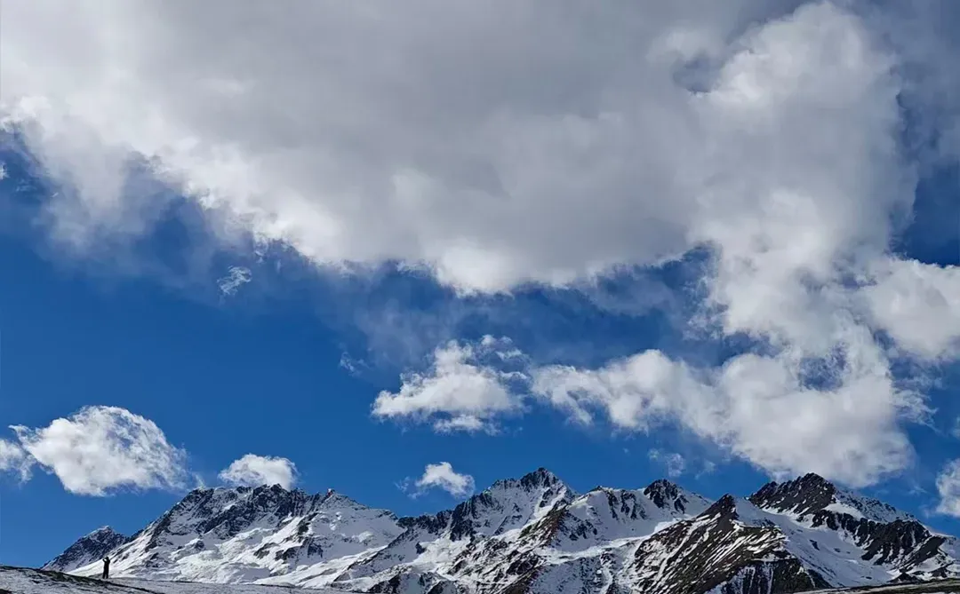 米亚罗猛古雪山📍成都出发一日游徒步💰147