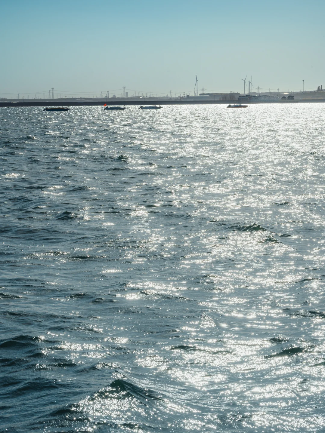 在冬日晴空下，邂逅一片“小洱海”的蓝🌊