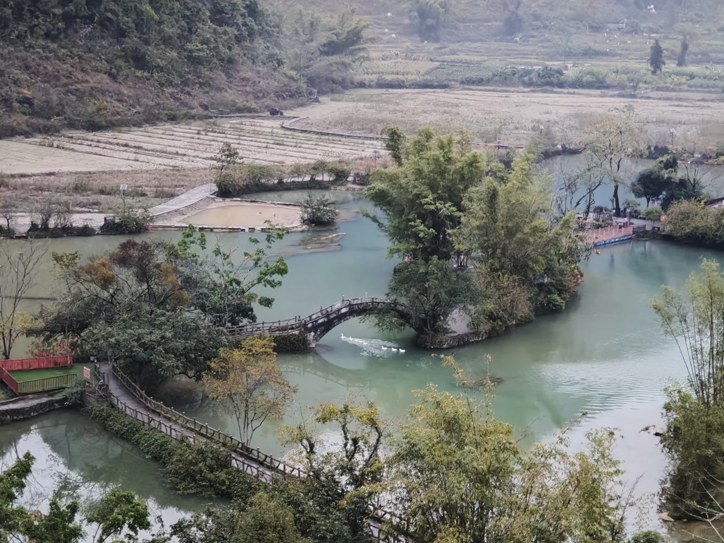 在广西边境,我被山水“没收”了语言