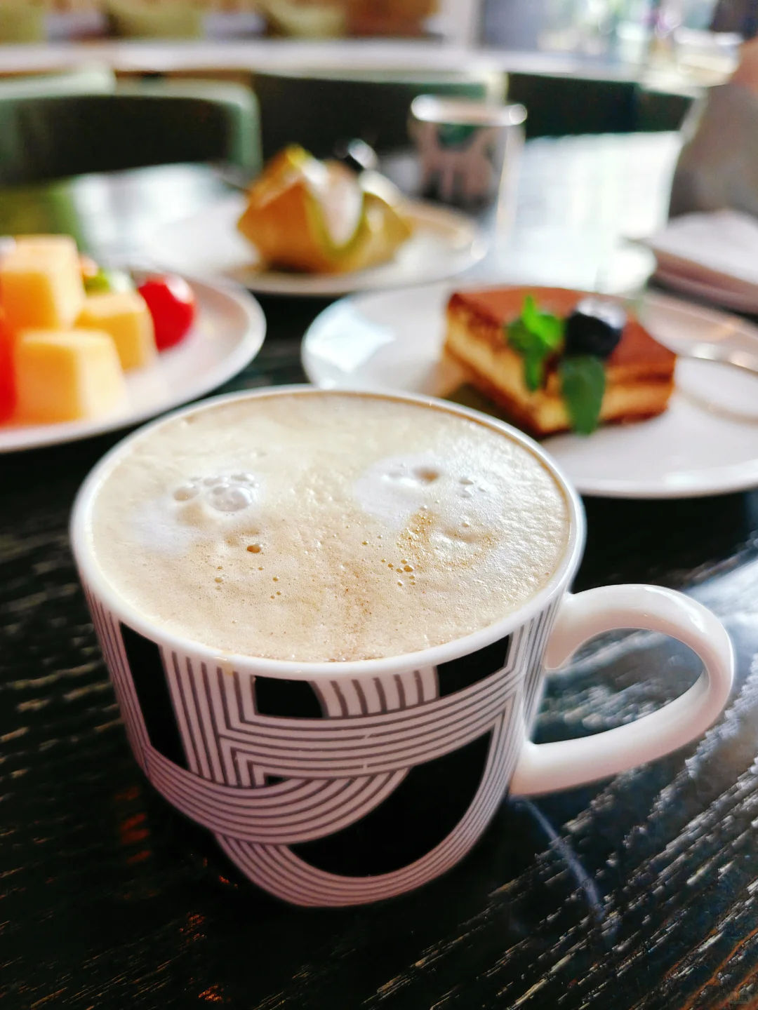 反向旅游｜带娃住进自己城市的酒店