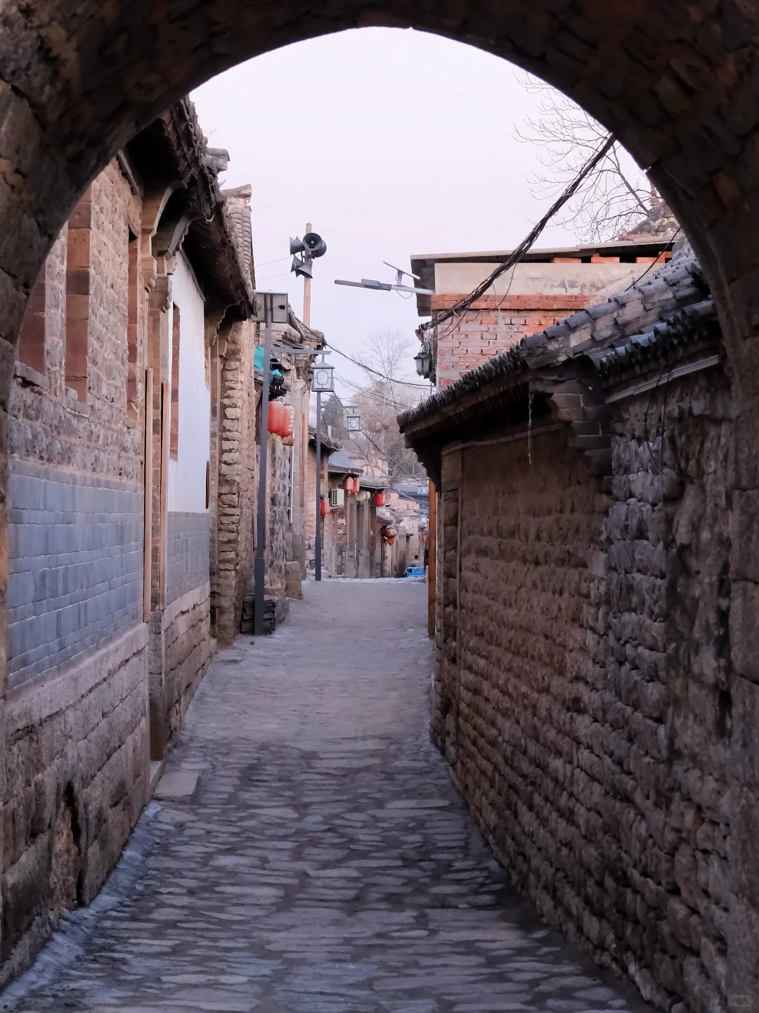 反向旅游太爽了，一座游客罕至的隐秘古村🛖