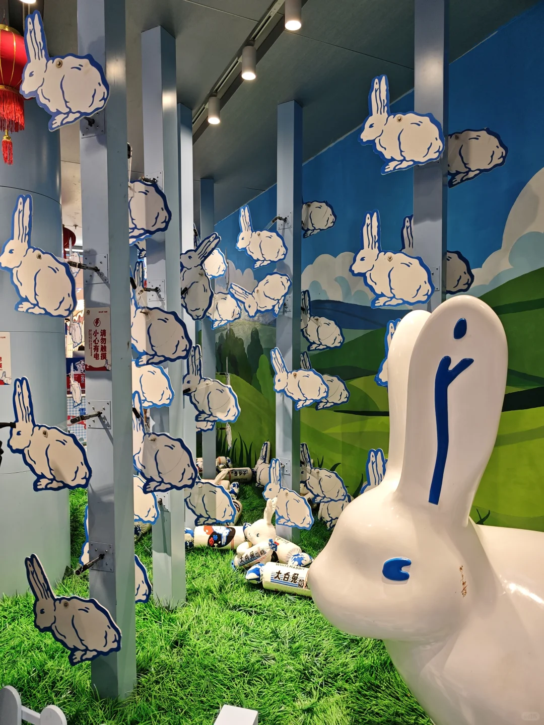 没有人能拒绝亮灯后的外滩和南京东路✨✨