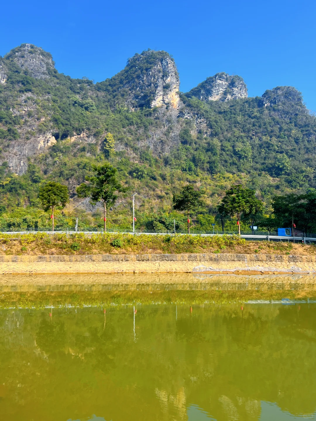 英西峰林私藏！古月山庄把山水画搬进民宿里