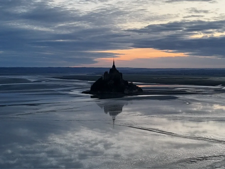 总有一天你会一个人来到这里