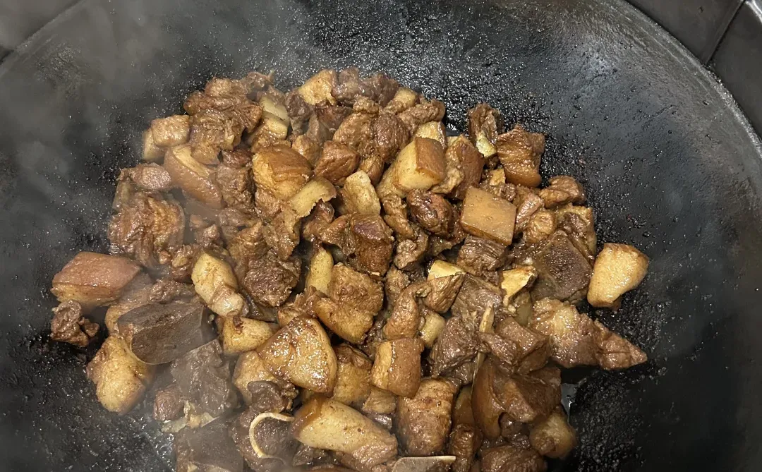 这一锅土猪肉的含金量 只有农村人懂