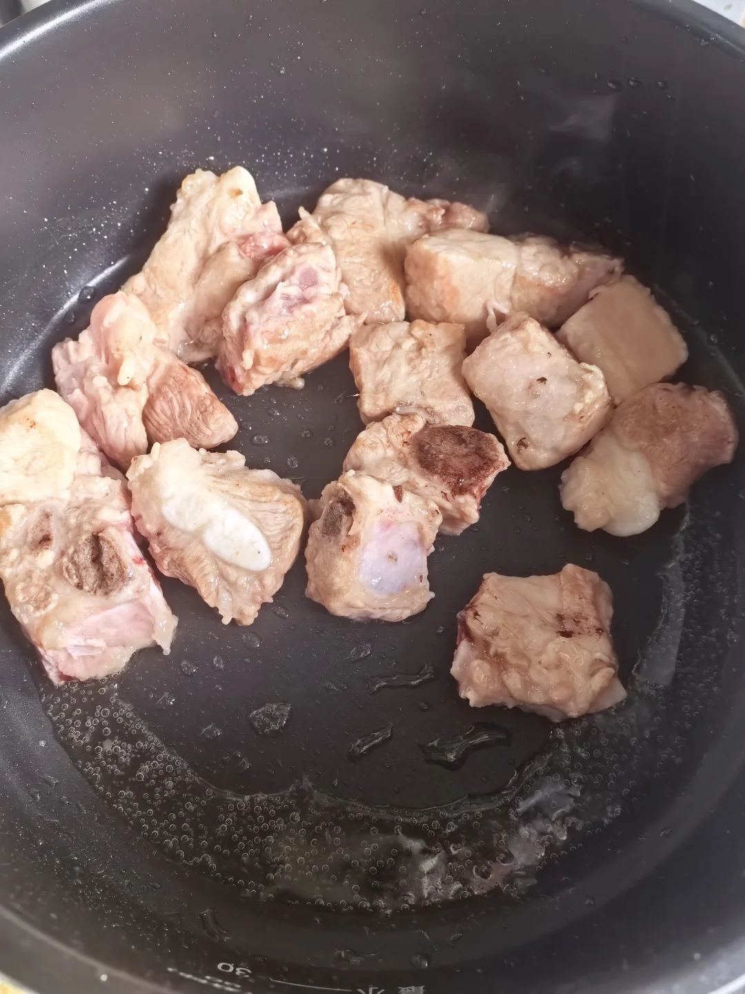 宿舍版韩式辣排骨豆腐汤🍲| 暖乎乎入冬！