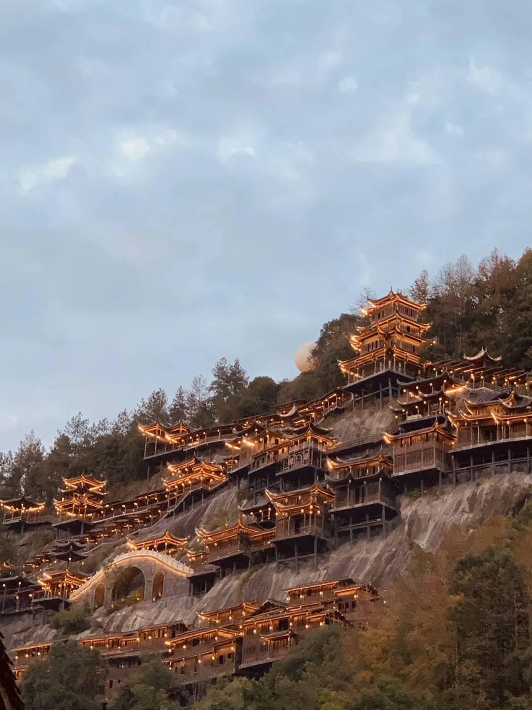 总要去次江西吧‼️去看看悬崖上的仙侠世界