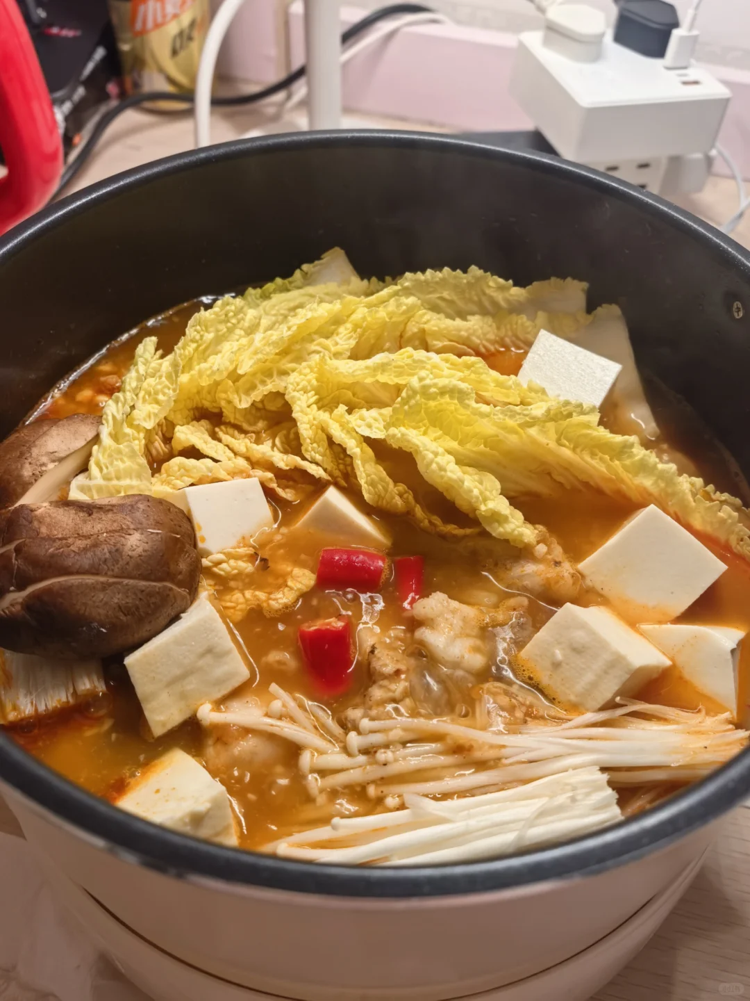 宿舍版韩式辣排骨豆腐汤🍲| 暖乎乎入冬！