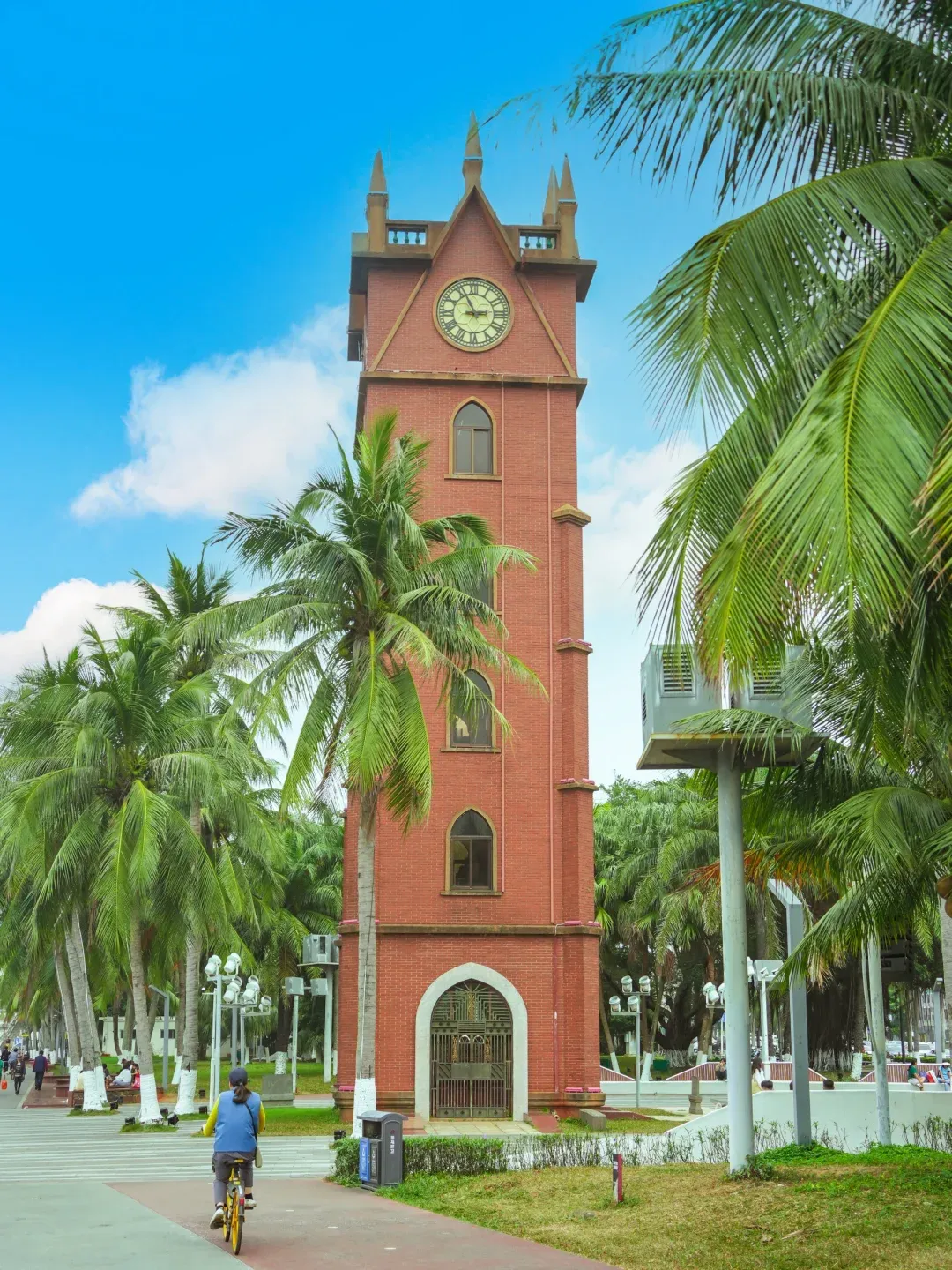 成都到三亚旅行团攻略,必去的海南旅游景点花钱少玩的开心