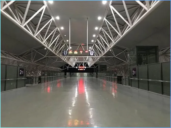 大量江苏游客扎进浙江嘉兴,打着旅游的名义,不看南湖不吃粽子,想干嘛?