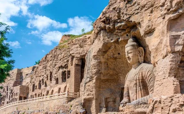 好消息来了!退休人员旅游景点门票优惠政策扩大,65岁以上全国景区免费!