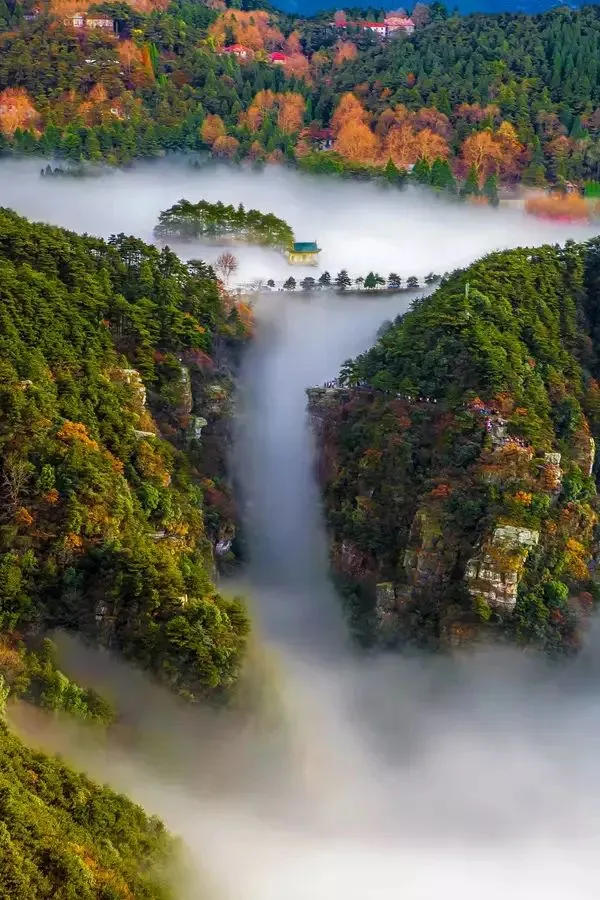 中国最贵景区:一张门票三千五,外国人进去要交30万,它到底凭什么?