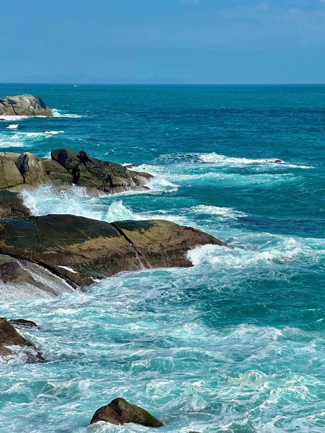 报团去三亚旅游大概多少钱?5日游参团价格+游客必备物品避坑攻略