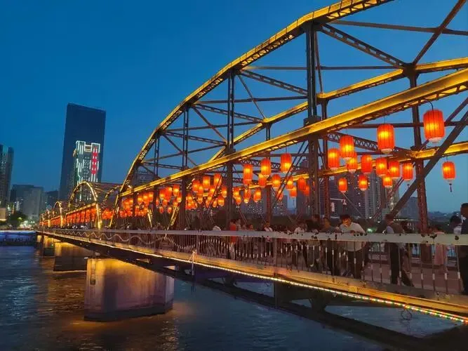 大量韩国游客涌入兰州,打着旅游幌子不逛黄河铁桥不吃牛肉面,为什么