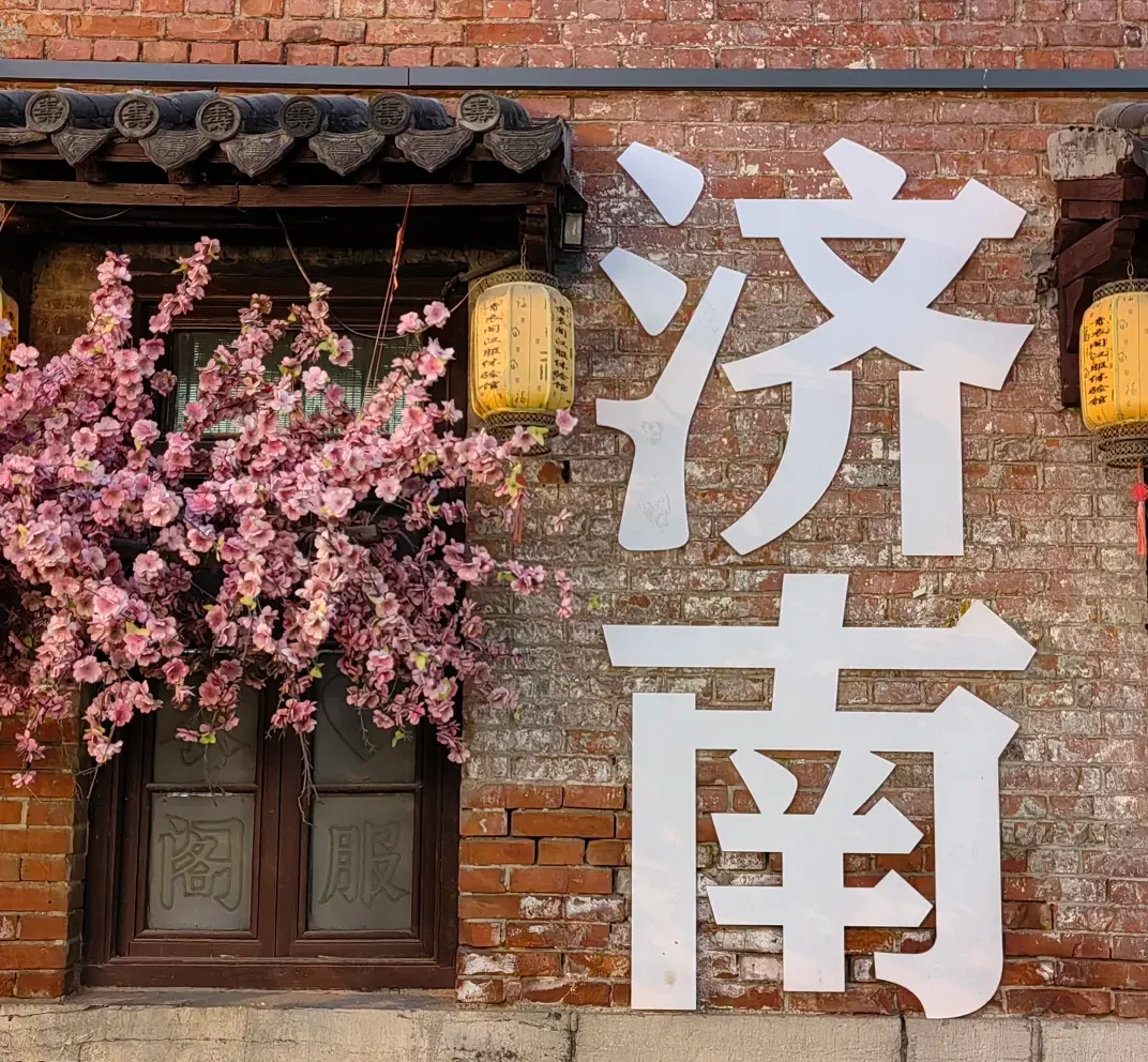 大量泰国游客涌入济南,打着旅游幌子不逛趵突泉不吃把子肉,为什么