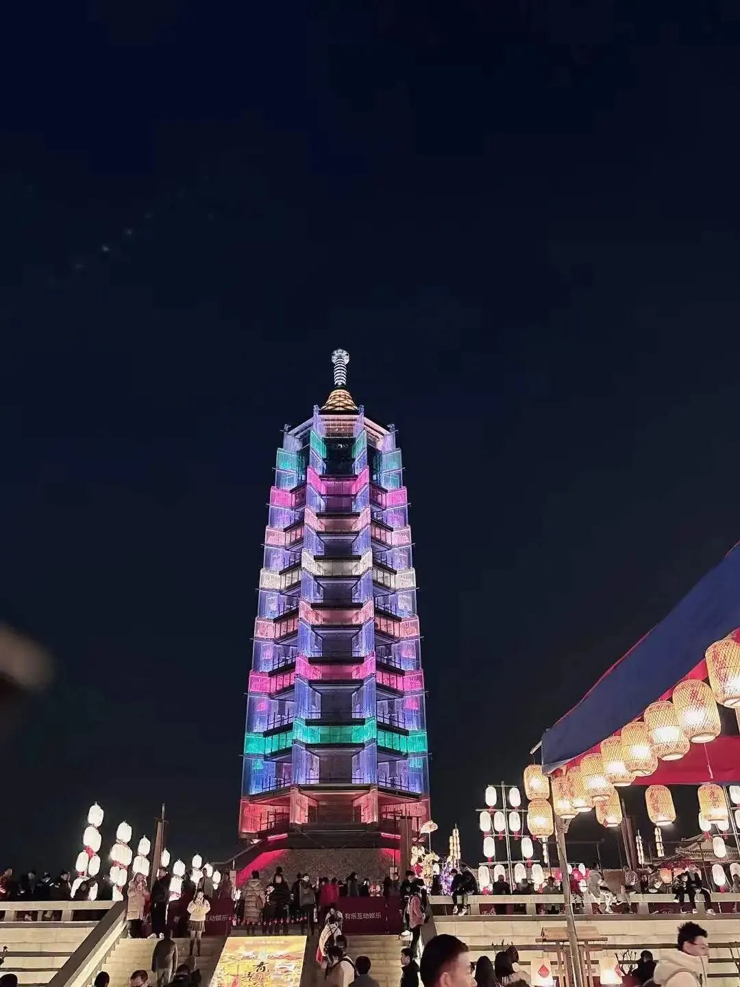 大报恩寺 景区门票 白天成人票￥75/张;夜场成人票￥65/张;老人学生儿童票￥30/张;入园付款!