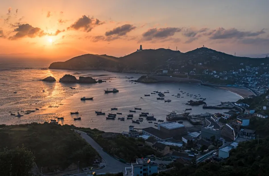 1个俄罗斯游客涌入浙江嵊泗县,说是来旅游,不看海岛不住渔家,想干啥